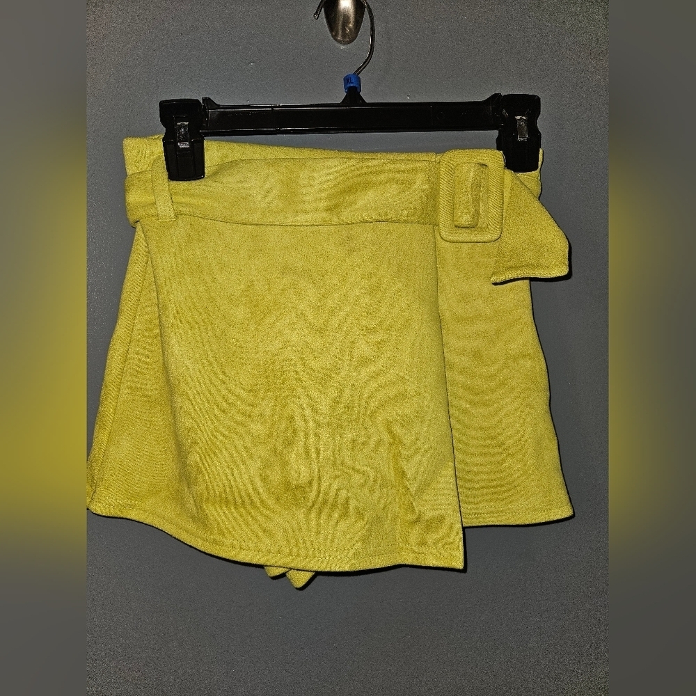 Fashion Nova Womans Flourescent Skort Size Xs